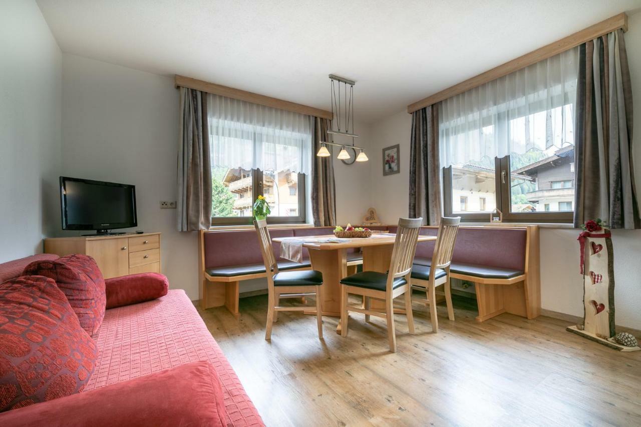 Appartmenthaus Martina Zell am Ziller Dış mekan fotoğraf